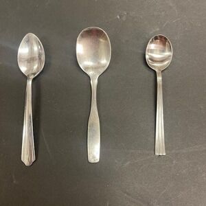 3 Antique Silver Plate Stainless Steel Wm Rogers Community Demitasse Spoons SS2